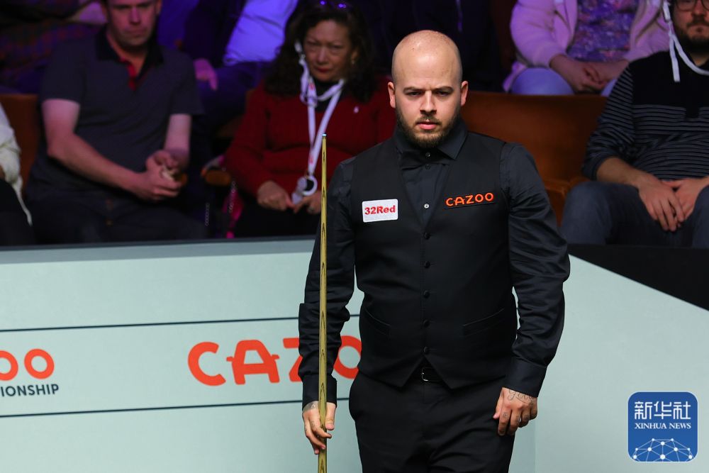 效的中场屏 效的中场屏